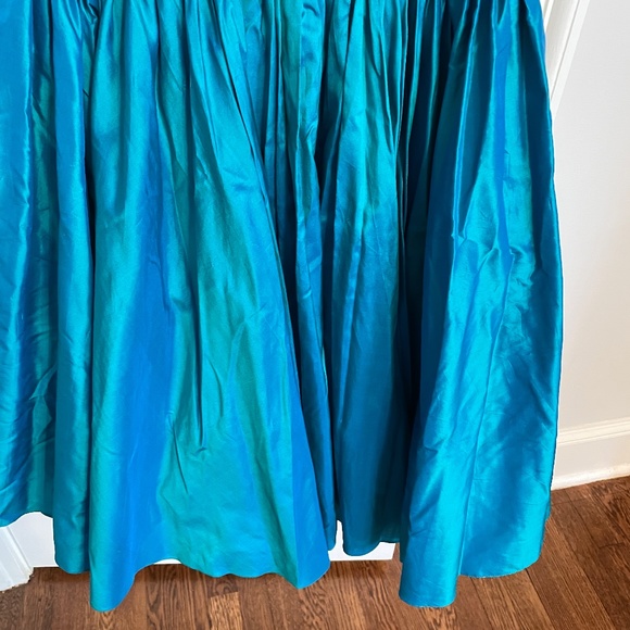 Luxury Jessica McClintock silk evening gown strapless VIDEO IN PHOTOS - Picture 8 of 9